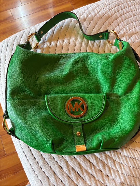 Michael Kors Handbags - Michael Kors Green Pebbled Leather Hobo Satchel with Gold Hardware